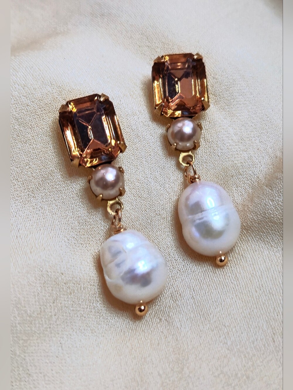 Classic Feminine Peach Champagne & True Pearls In Artisan Gold Plated Earrings